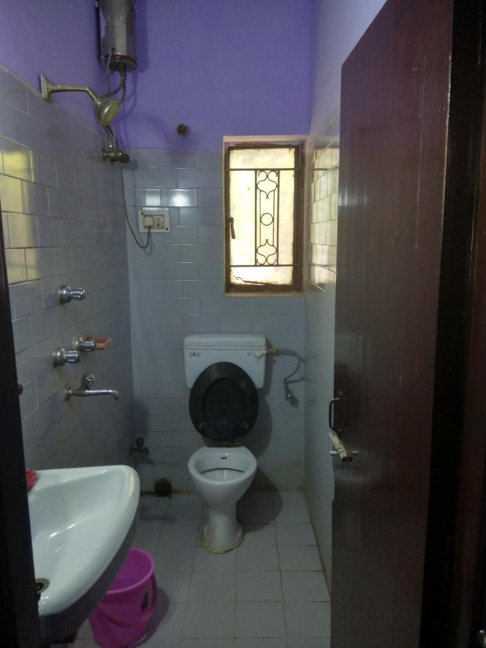 Renu Guest House Kolkata Exterior photo