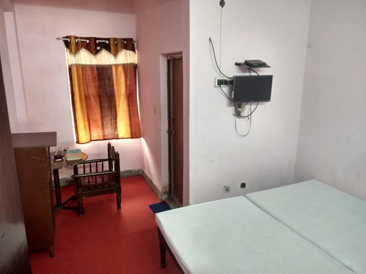 Renu Guest House Kolkata Exterior photo