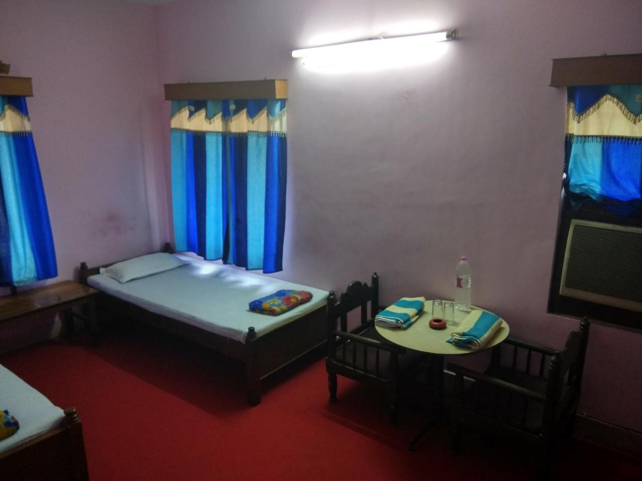 Renu Guest House Kolkata Exterior photo